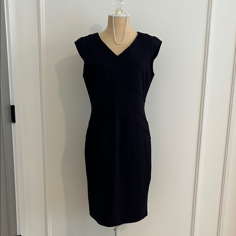 Dillard’s Antonio Melani Navy Sheath Dress, 4, EUC, lined with stretch